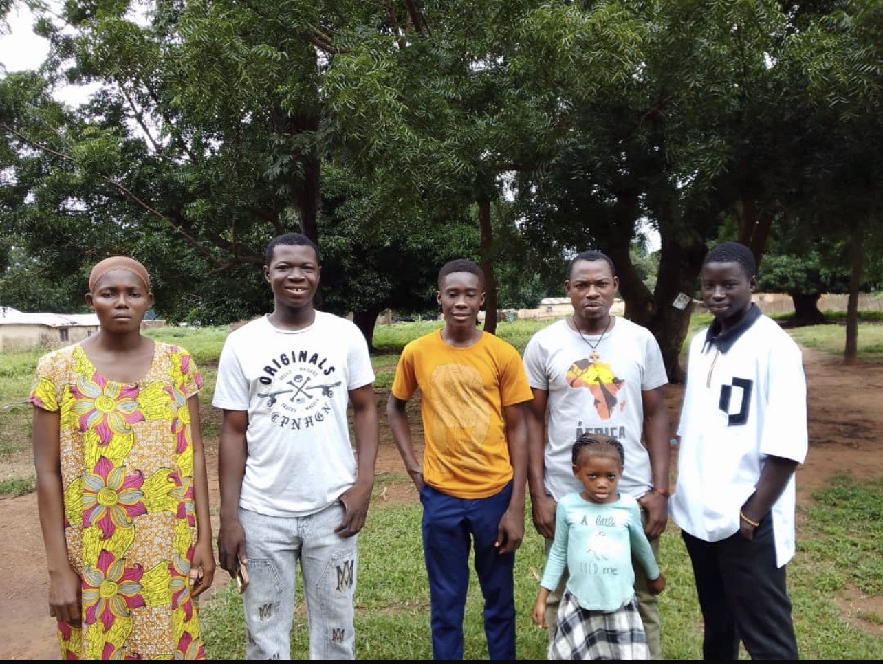 Smiling kids at Dorcas event